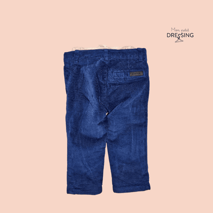 Mon Petit Dressing | Pantalon bleu électrique en velours tricoté, une poche droite dissimulée - marque JACADI vue de dos.