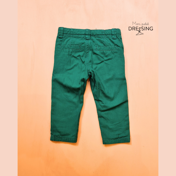 Pantalon vert forêt, 2 poches cachées. vue de dos