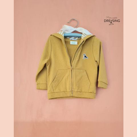 sweatshirt zip capuche moutarde - écusson oiseau