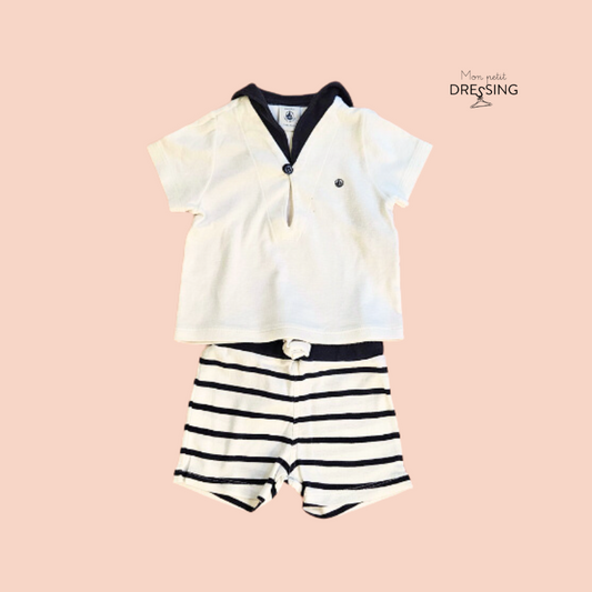 Mon Petit Dressing | Ensemble marin. T-shirt blanc col avec col marin bleu marine. Short blanc rayé bleu marine. Petit Bateau