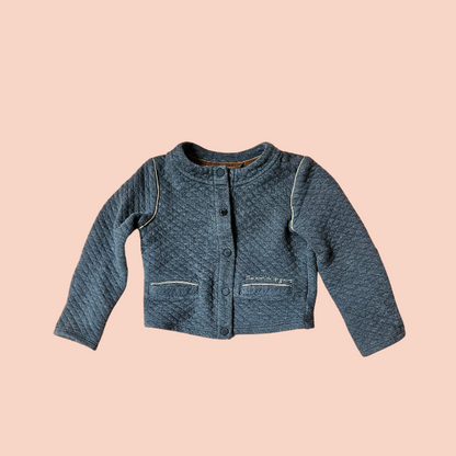 Mon Petit Dressing | Veste grise à coudière noire, matelassée.  Boutons pression. Marque : IKKS à louer